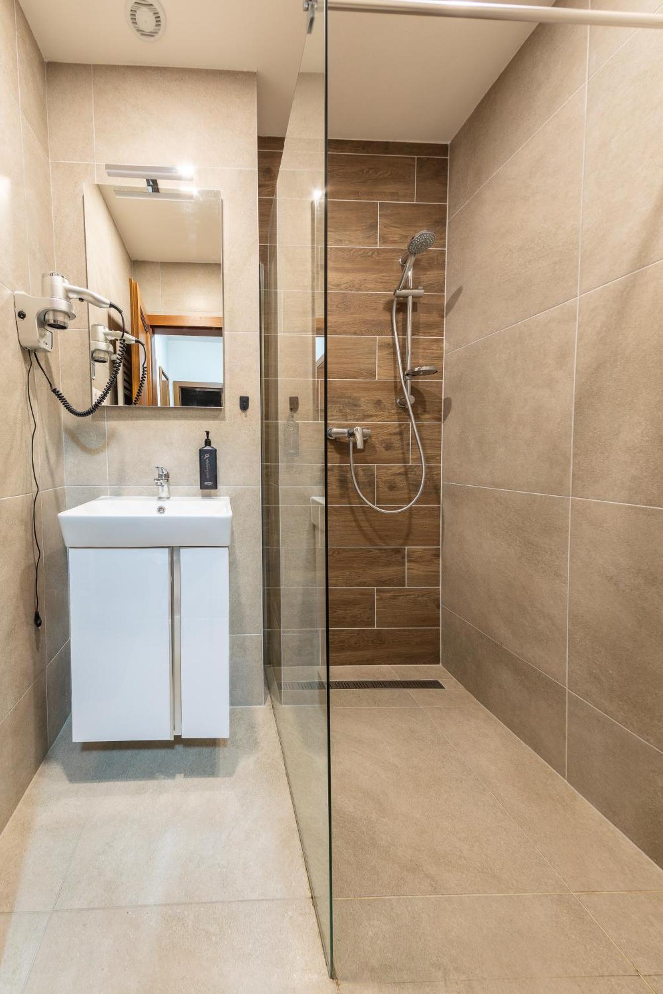 Hotel Granit Tatranske Zruby วิสโซเค ดาตรี ภายนอก รูปภาพ