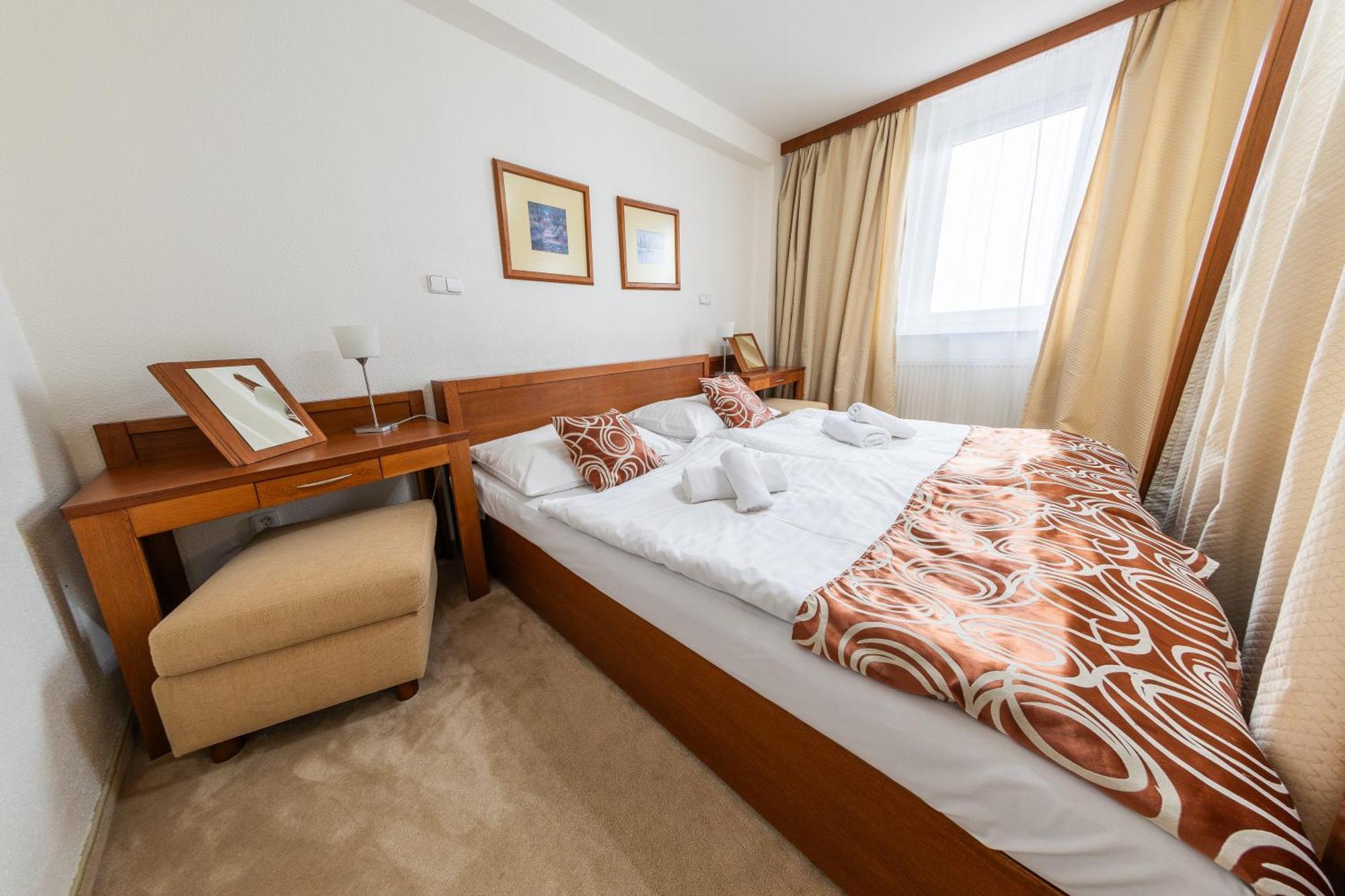 Hotel Granit Tatranske Zruby วิสโซเค ดาตรี ภายนอก รูปภาพ