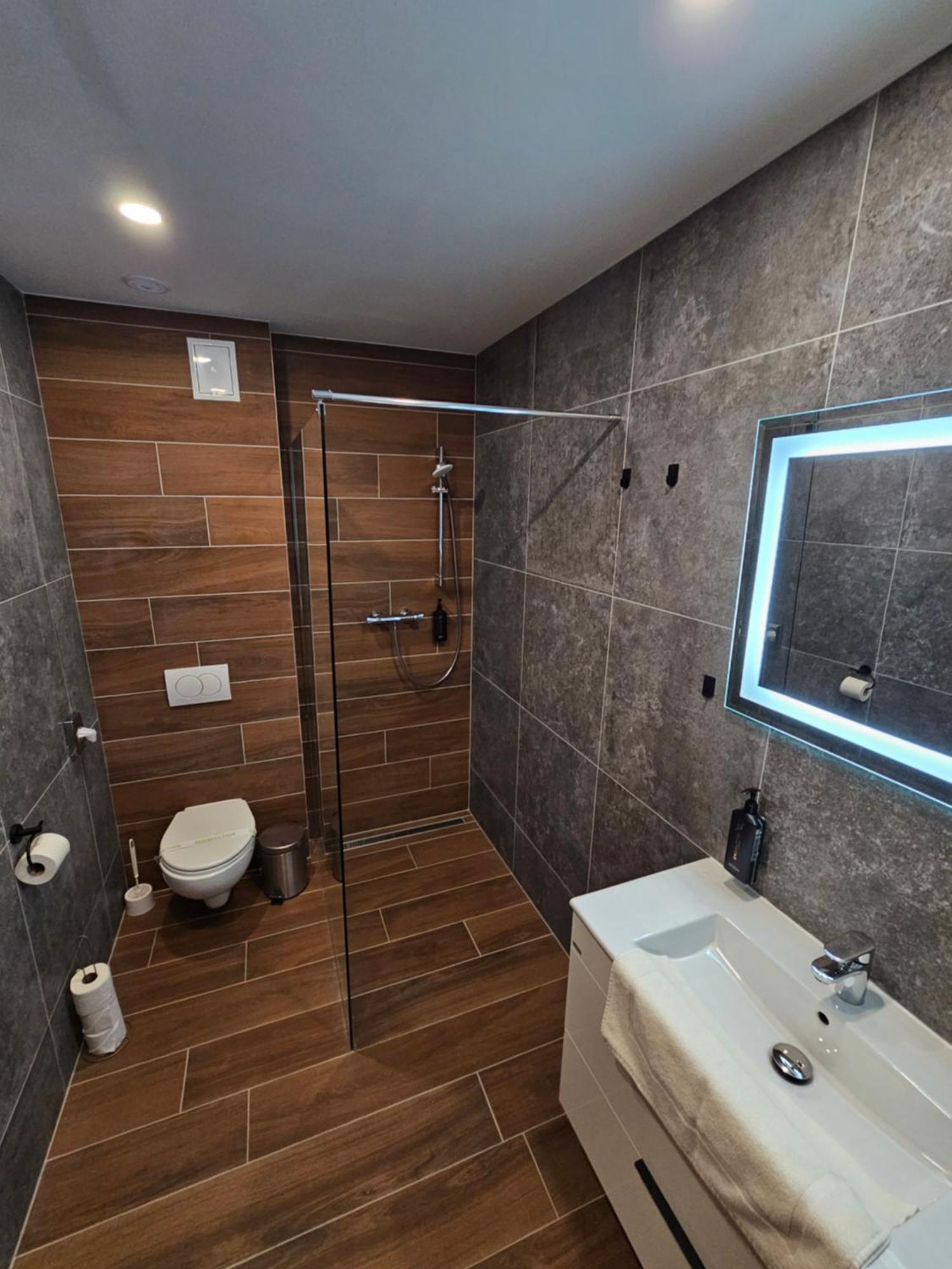 Hotel Granit Tatranske Zruby วิสโซเค ดาตรี ภายนอก รูปภาพ